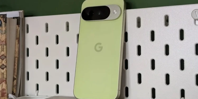 Google Pixel 10 Alami Masalah Layar Glitch Awal Rilis